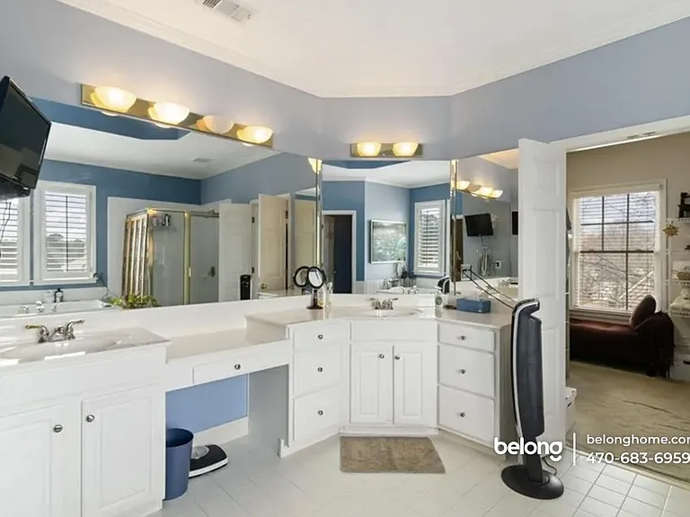 3976 Woodruff Park Way — Photo 3