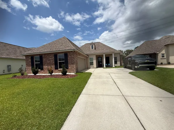 908 Lakehaven Dr, Gonzales, LA 70737