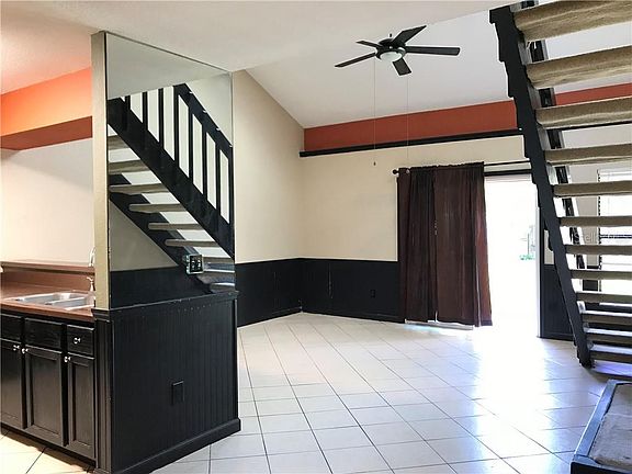 3rd image of 2806 Gray Fox Ln
