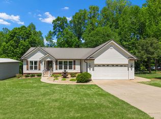 46 Lee St, Lyman, SC 29365