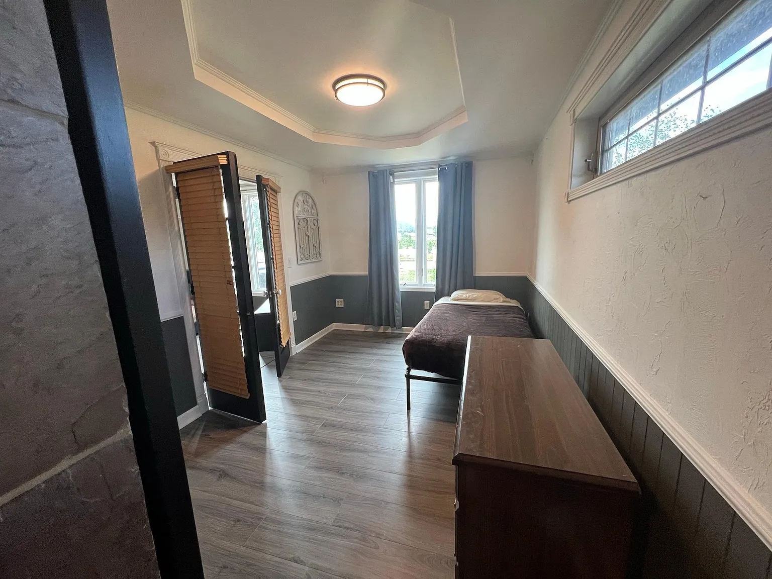 2 bed, 1100 sqft, $2,600 — Photo 4