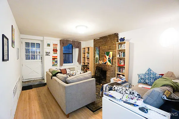 Rented by City Connections Realty | media 17