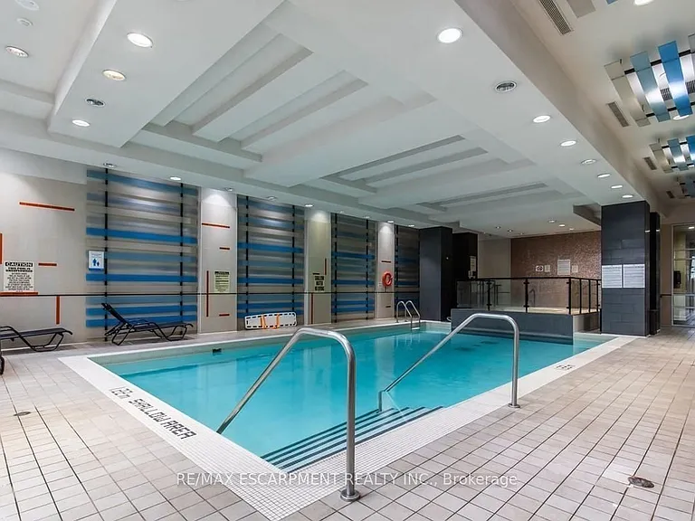 330 Burnhamthorpe Rd S #708 — Photo 17