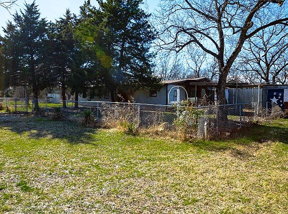 3rd image of 230 County Road 4859