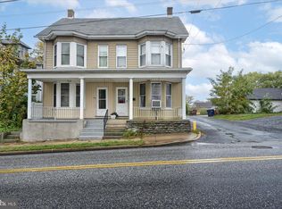15 S College St, Myerstown, PA 17067