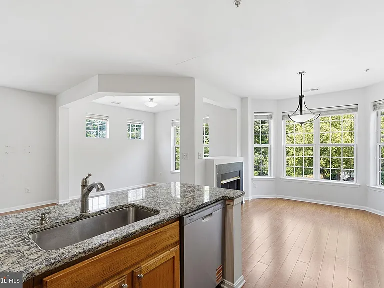6495 Tayack Pl #204 — Photo 10