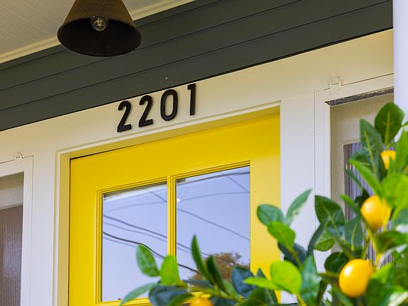 2nd image of 2201 Oak Park Ln