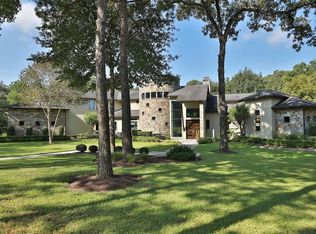 15 Huntington Woods Estates Dr, Tomball, TX 77377