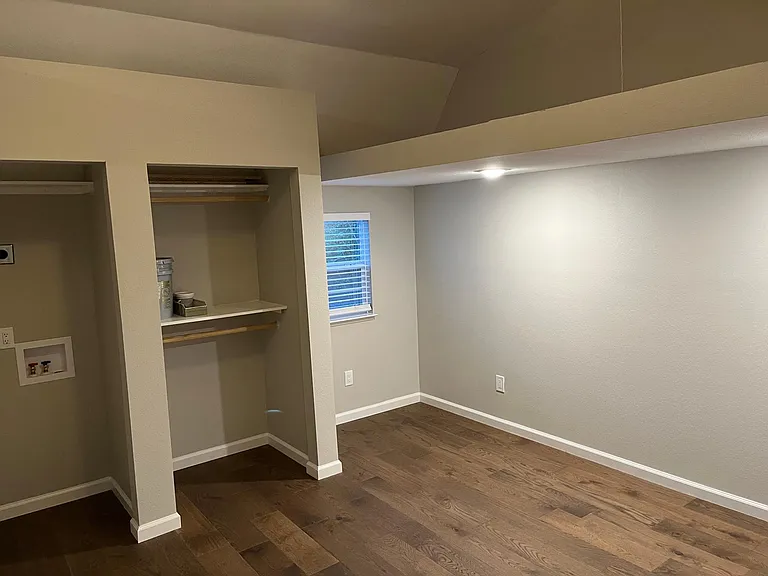 7818 Highway 300 — Photo 11