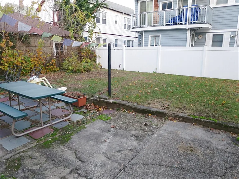 47 Paulina St #2 — Photo 11