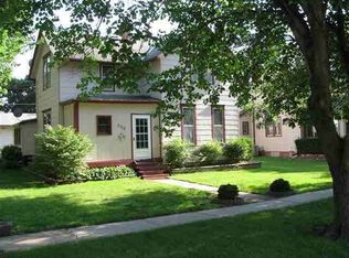 363 E 9th St, Wahoo, NE 68066