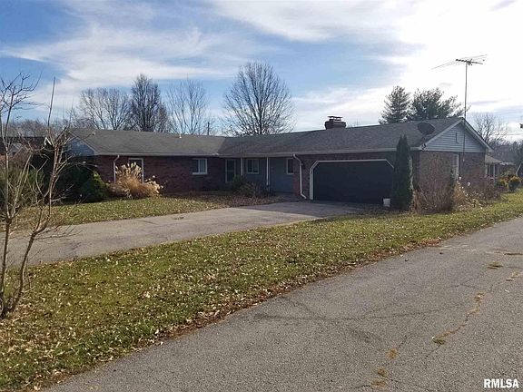 4th image of 16737 Beechwood Ln