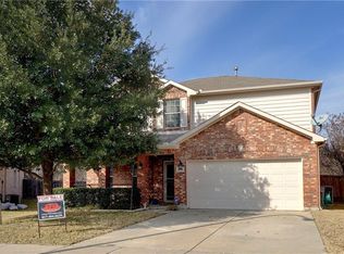 10305 Devin Ln, Hurst, TX 76053