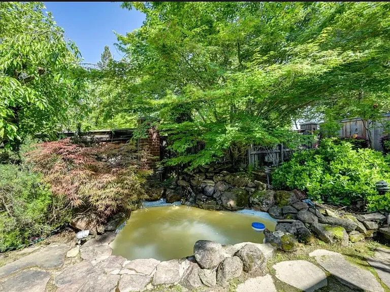 1665 Halifax Way — Photo 52