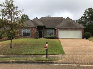 145 Rockbridge Cir, Clinton, MS 39056