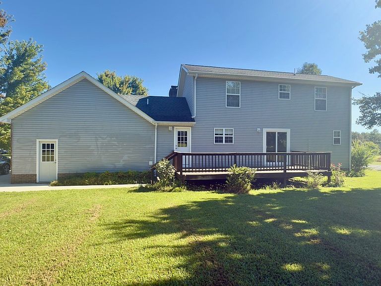 Listing photo 5