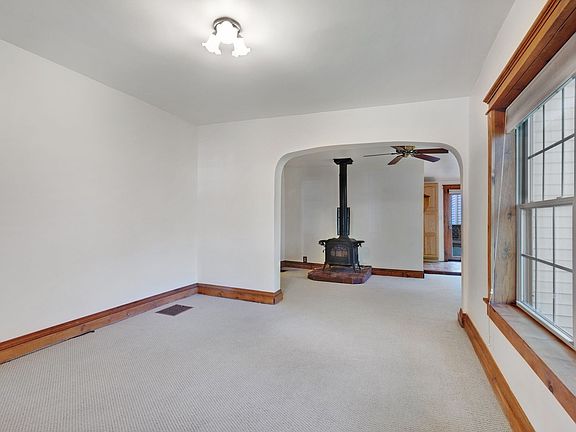 4th image of 1018 Cooper Ave