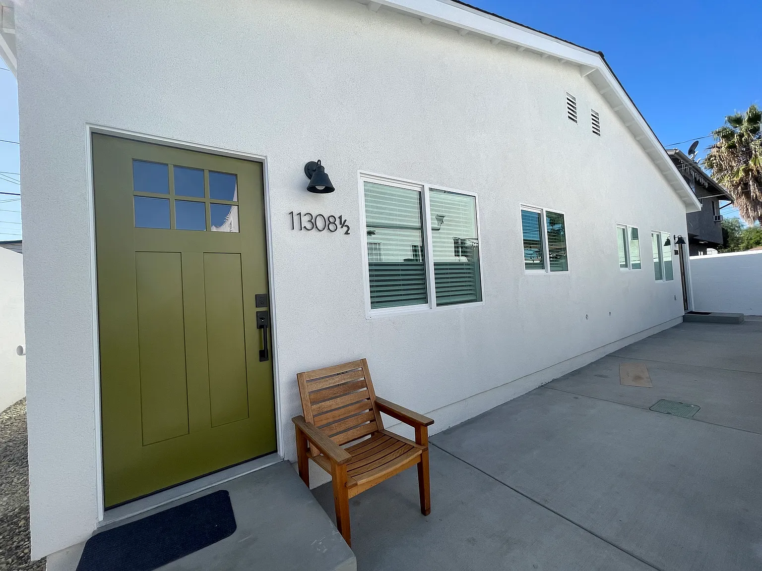 2 bed, 800 sqft, $2,550 — Photo 1