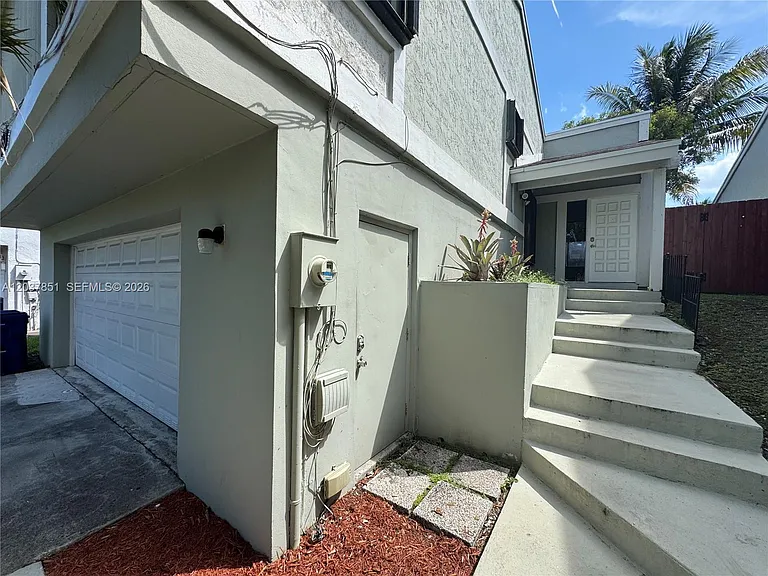 21738 SW 99th Ct — Photo 5