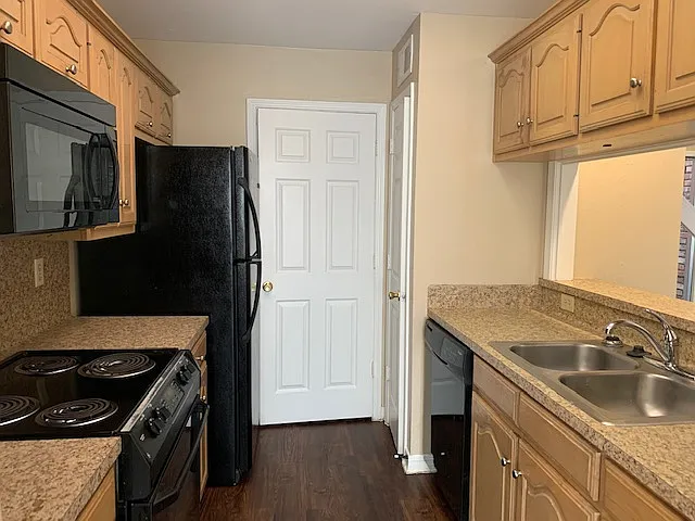 1503 Bent Tree Ln — Photo 4