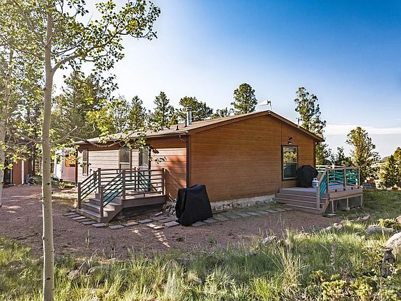4th image of 542 Castle Mountain Dr