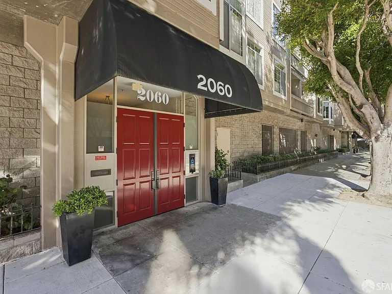 2060 Sutter St #502 — Photo 2
