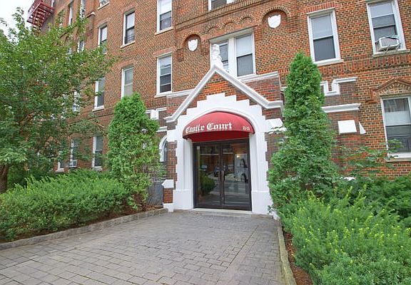 2nd image of 83-55 Lefferts Blvd APT 6C