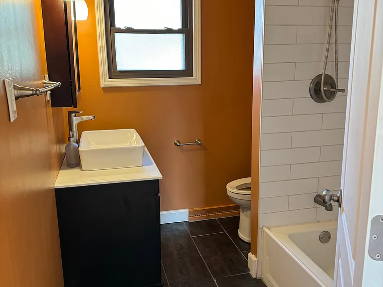 8334 Columbia Ave — Photo 7