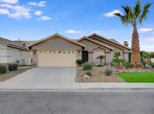82 Moonlight Village Ln, Henderson, NV 89012