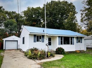 1115 Englewood Ave, Muskegon, MI 49441