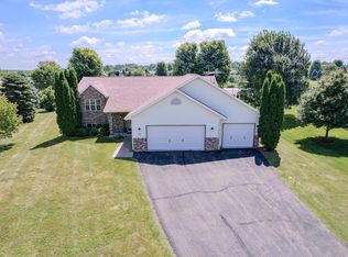 2078 Gary Lee Dr, Mosinee, WI 54455