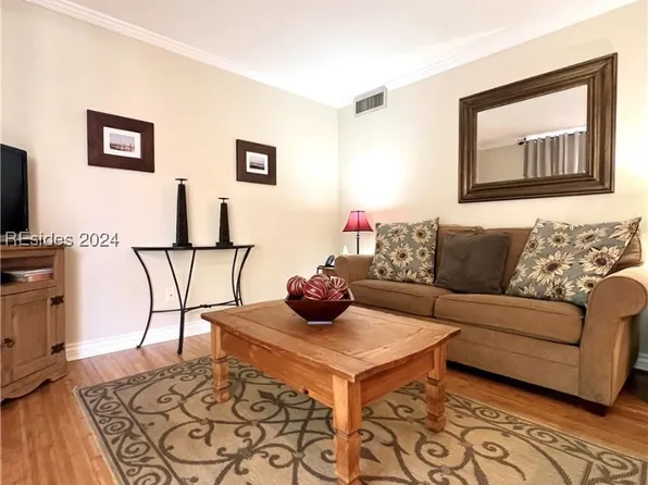 42 S Forest Beach Dr APT 3230, Hilton Head Island, SC 29928