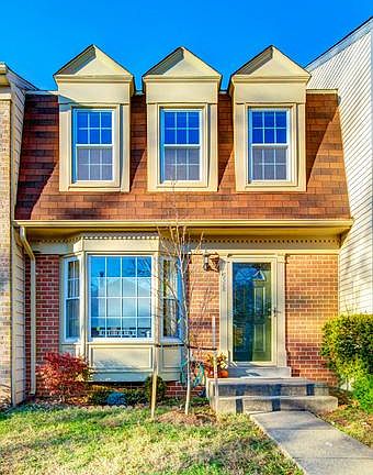 2nd image of 5528 Bridgewood Dr