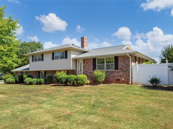 310 Brown Rd, Anderson, SC 29621