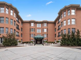 750 S Hanley Rd APT 130, Saint Louis, MO