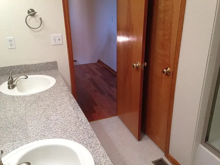 1995 Keota Ln — Photo 16