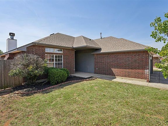 2nd image of 636 Hunters Way