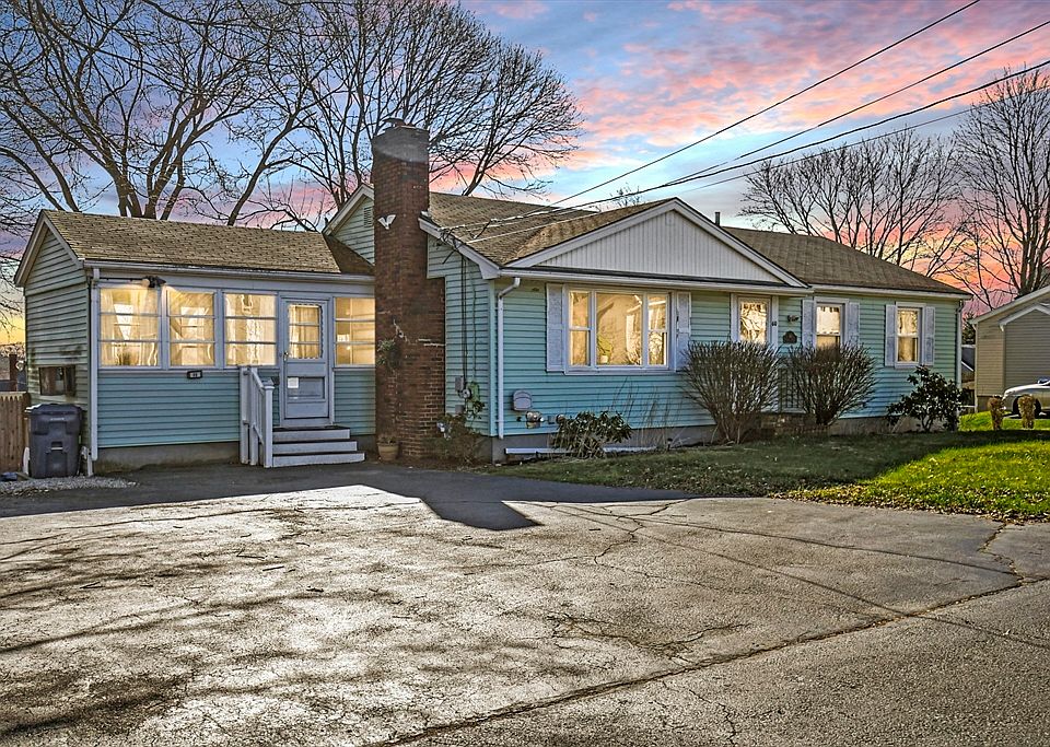 60 Pine St, Danvers, MA 01923 Zillow