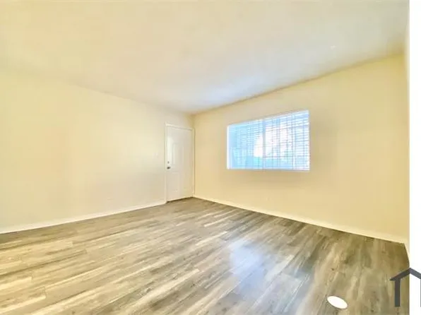 1554 E 21st St, Los Angeles, CA