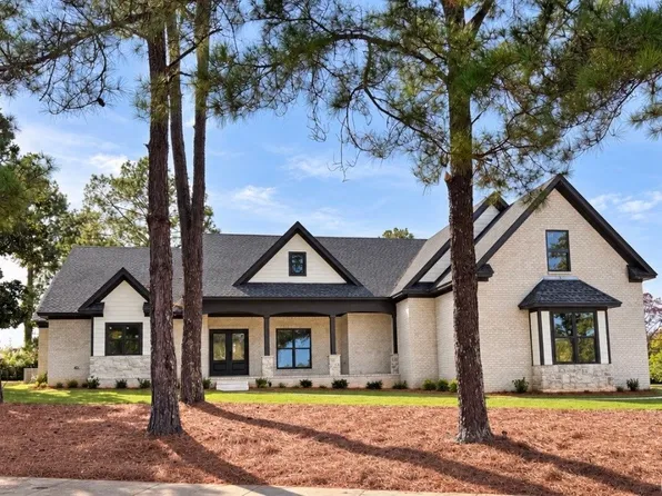 209 Towne Lake Dr, Montgomery, AL 36117
