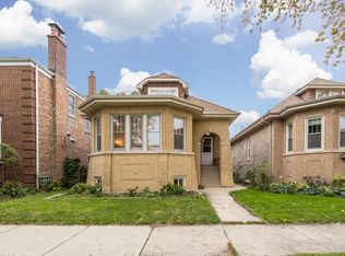 6655 N Fairfield Ave, Chicago, IL 60645