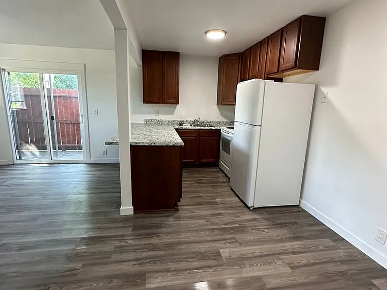 lakeside835 — Photo 8
