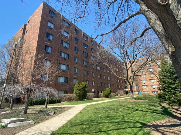 8439 Catherine, Chicago, IL 60656