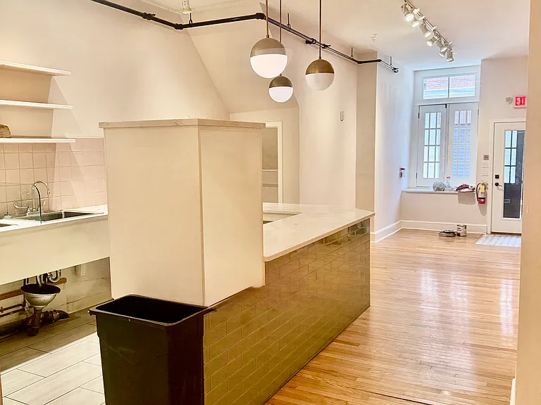 216 Church St — Photo 3