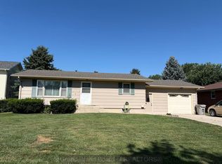 112 Turner Ln, Cairo, NE 68824