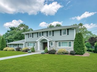 21 Egan Pl, Englewood Cliffs, NJ 07632