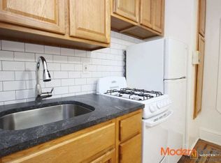 31-19 33rd St #2, Astoria, NY 11106