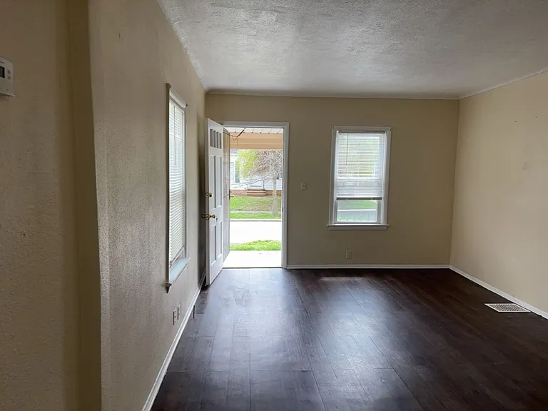 20547 Fuller Ave — Photo 26