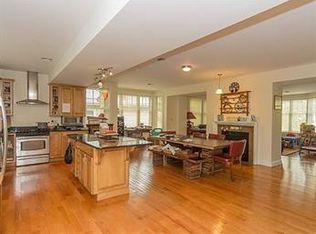 53 Winslow Rd #A, Brookline, MA 02446