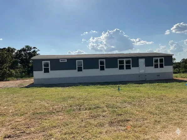 137 Firefly Dr, Springtown, TX 76082